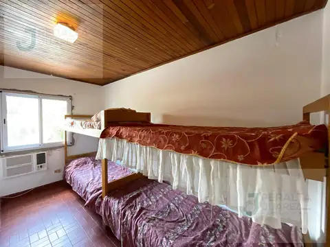 Casa EN VENTA con vista al Rio en Paso de la Patria