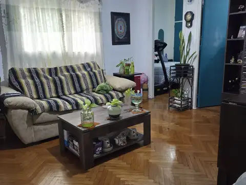 Catamarca 200, Piso 2