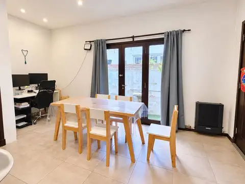 Depto Tipo Casa en Venta de 2 dormitorios
