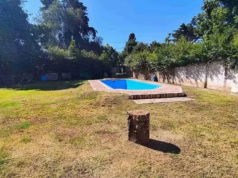Casa en Venta con 1 cochera