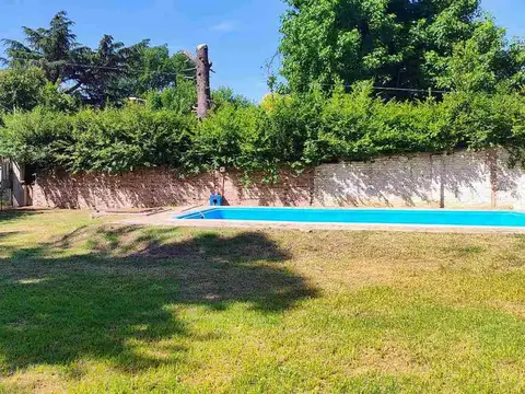 VENTA CASA QUINTA 2 AMB 600M2 PILETA TORTUGUITAS