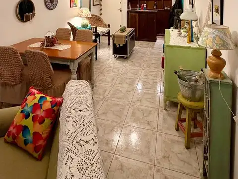 Departamento 4 ambientes con 2 baños