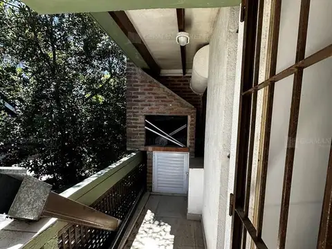Departamento 4 ambientes con 2 baños