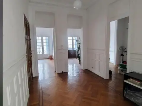 Departamento en Venta 90 años