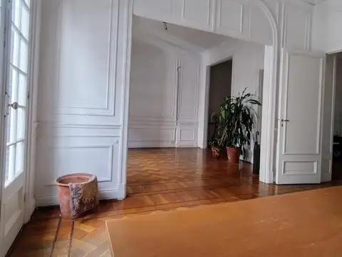 Hermoso departamento de estilo 5 ambientes