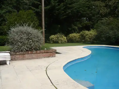 Casa en Venta en Barrio Parque Leloir, USD 480.000