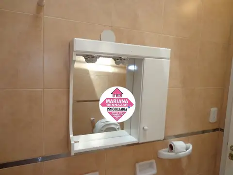 Casa 4 ambientes con 1 baño