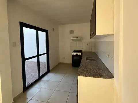 Departamento en Alquiler en Banfield, $ 720.000