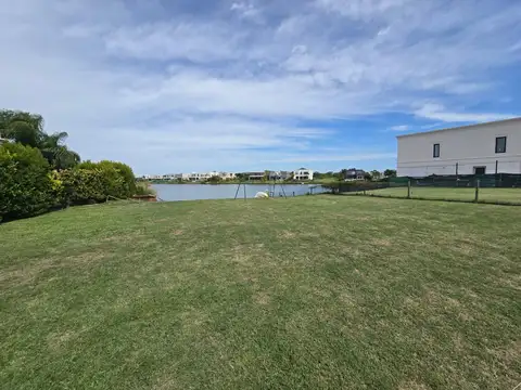 Terreno en Venta en Puertos, USD 250.000