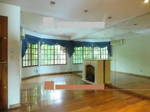 triplex de tres dormitorios y cochera 3 autos