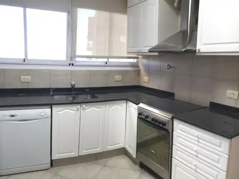 Departamento 3 ambientes c/ dep en Torre-Vista a a río-Seguridad cochera baulera-