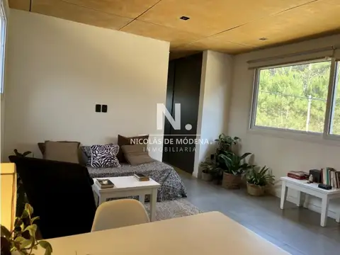 En venta apartamento de 1 dormitorio a metros del mar, en La Juanita 