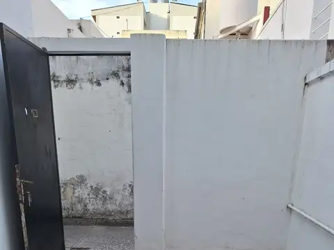 Depto Tipo Casa en Venta 50 años