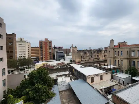 Departamento en Alquiler en Alberdi, $ 380.000