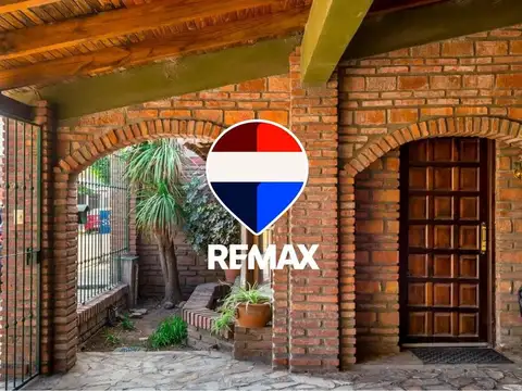 CASA VENTA 3 DORMITORIOS ZONA SUR B° LIMACHE 