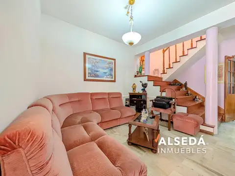 Pje. Grondona al 600