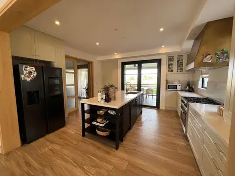 Casa en Venta en Mendoza, USD 650.000