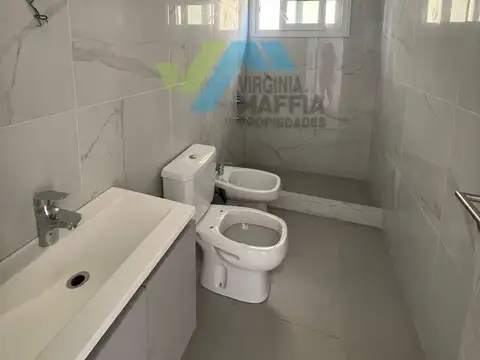 Departamento en Alquiler con 1 cocheras