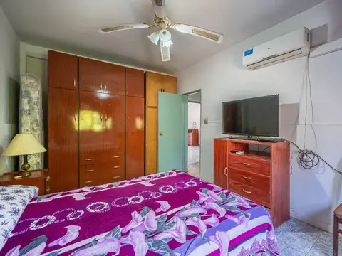 VENTA CASA 4 AMB. BERTAZATEGUI PATIO-PARRILLA