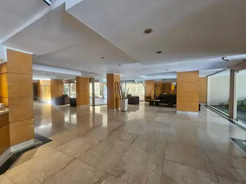 Departamento de 4 ambientes con cochera en Las Cañitas