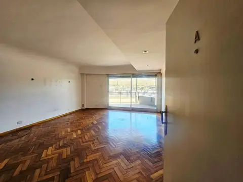 Departamento en Venta de 4 dormitorios