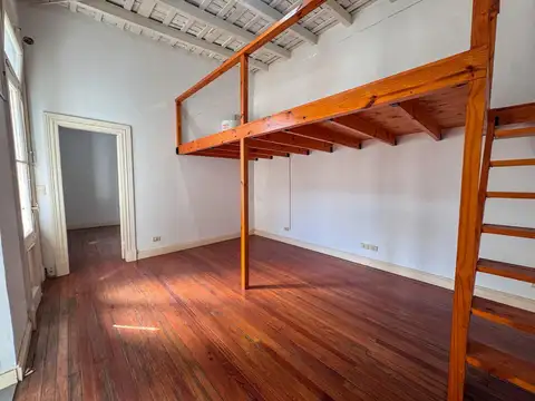 Depto Tipo Casa en Venta de 1 dormitorio