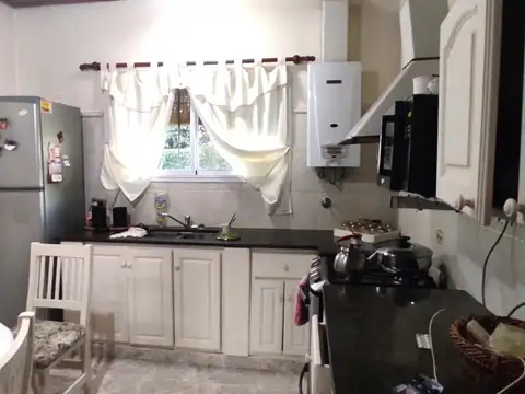 Casa en Venta en Navarro, USD 160.000