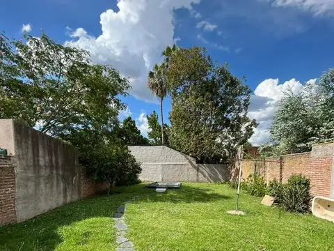 CASA EN VENTA EN GENERAL RODRIGUEZ- PENAS PROPIEDADES