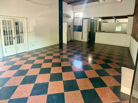 Local en Alquiler en Abasto, $ 1.400.000