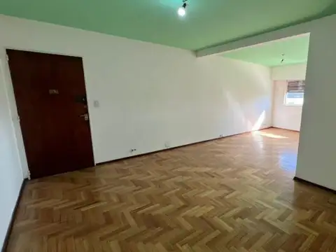 25 de Mayo 257 , Piso 3