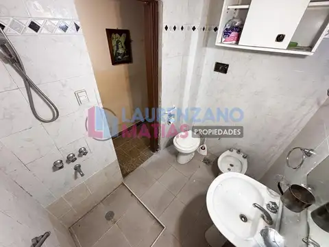 VENTA PH 3 AMBIENTES CON PATIO A RECICLAR EN VILLA PUEYRREDON