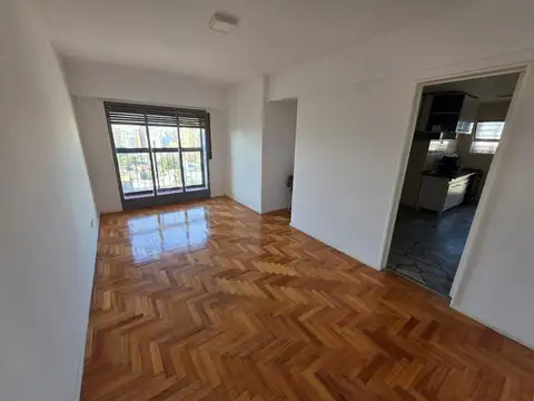 Departamento 3 ambientes al frente balcon 70m2 gran cocina
