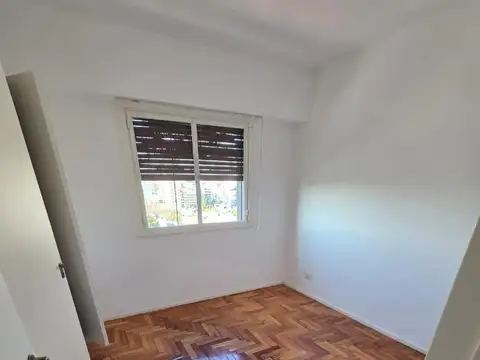 Departamento 3 ambientes al frente balcon 70m2 gran cocina