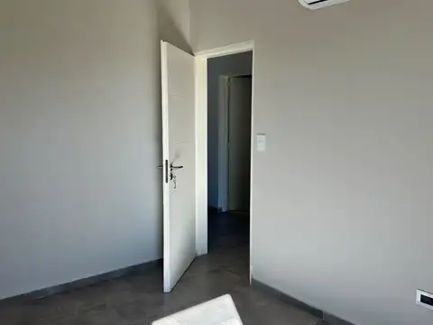 Departamento 5 ambientes con 1 baño