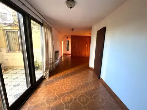 Depto Tipo Casa en Venta 43 años
