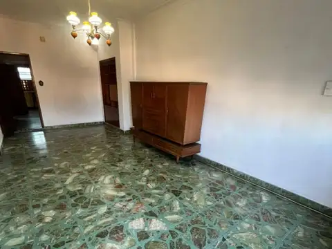 Depto Tipo Casa en Alquiler de 2 dormitorios