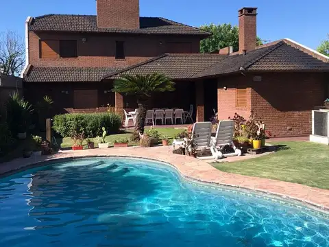 Casa en Alquiler de 4 dormitorios