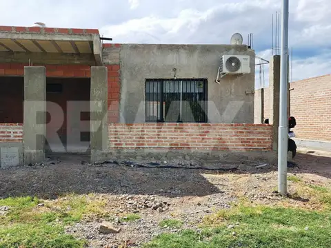 EN VENTA CASA EN PB 1 DORMITORIO DON VICENTE NQN