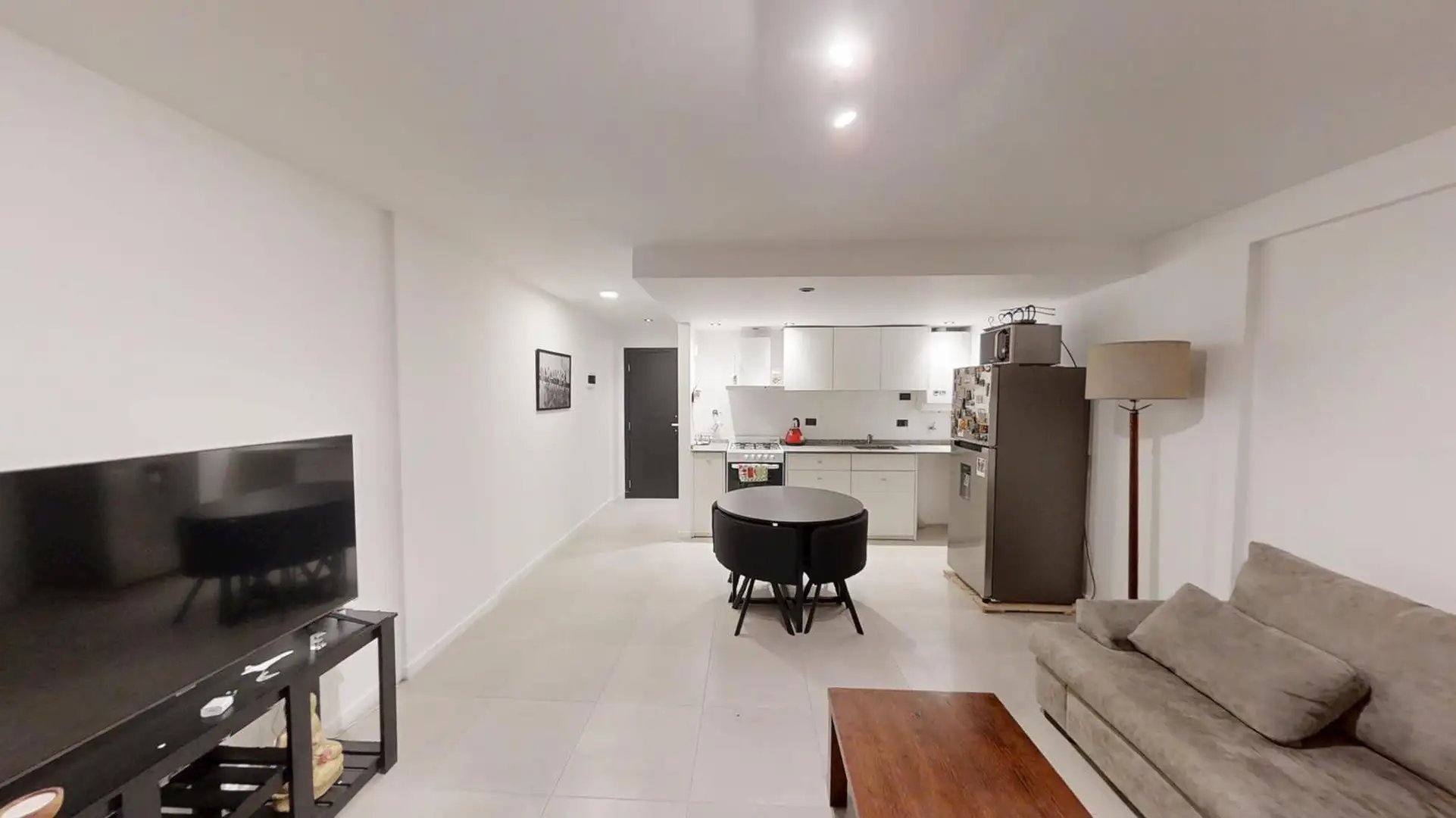 Venta 2 Amb con cochera Zona Guemes