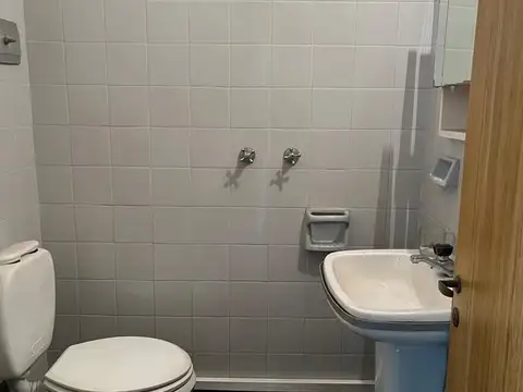 Depto Tipo Casa en Venta 40 años