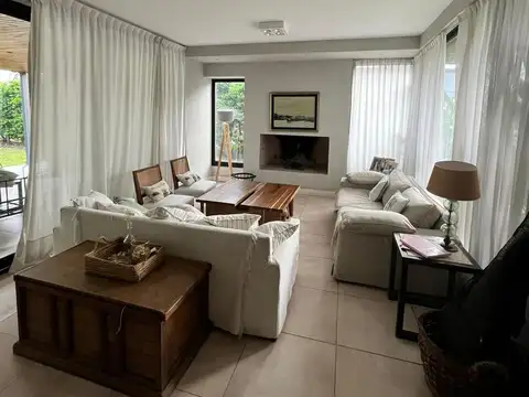 Casa en Alquiler Temporal de 3 dormitorios