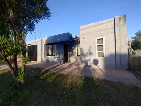 Casa ideal en zona centrica de lujan en venta