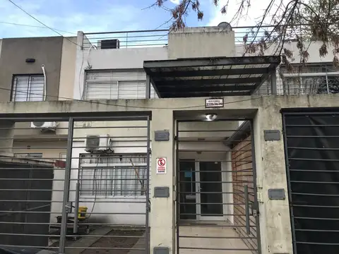EN VENTA - 3 AMBIENTES PLANTA ALTA, MUÑIZ - SAN MIGUEL