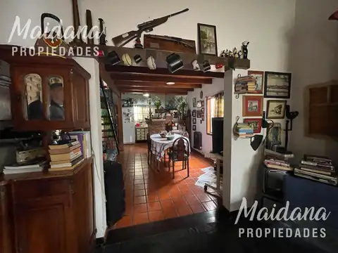 Casa en Benavidez con Jardín