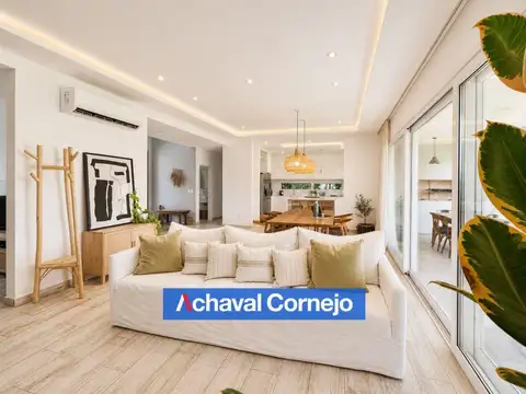 Casa en Venta con 5 cocheras