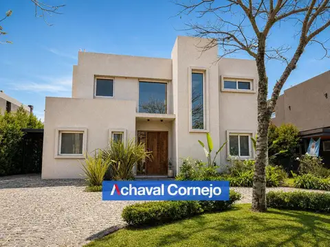 VENTA / CASA DE 3 DORMITORIOS - BARRIO VISTAS, PUERTOS