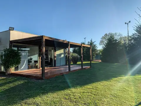 Terreno en Venta de 827,0 m2