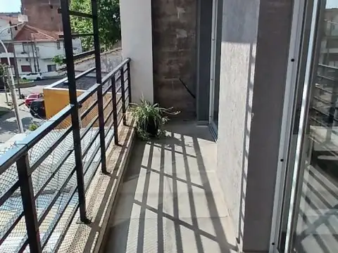 Departamento en Alquiler en Lanus, $ 720.000