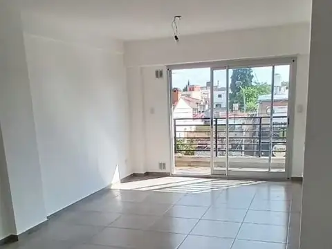 Sitio de Montevideo 2100, Piso 2