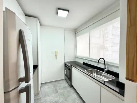 Av. Corrientes 1400, Piso 7